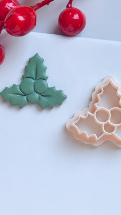 Holly Leaf Clay Cutter: Christmas Earring Design (25-51mm)