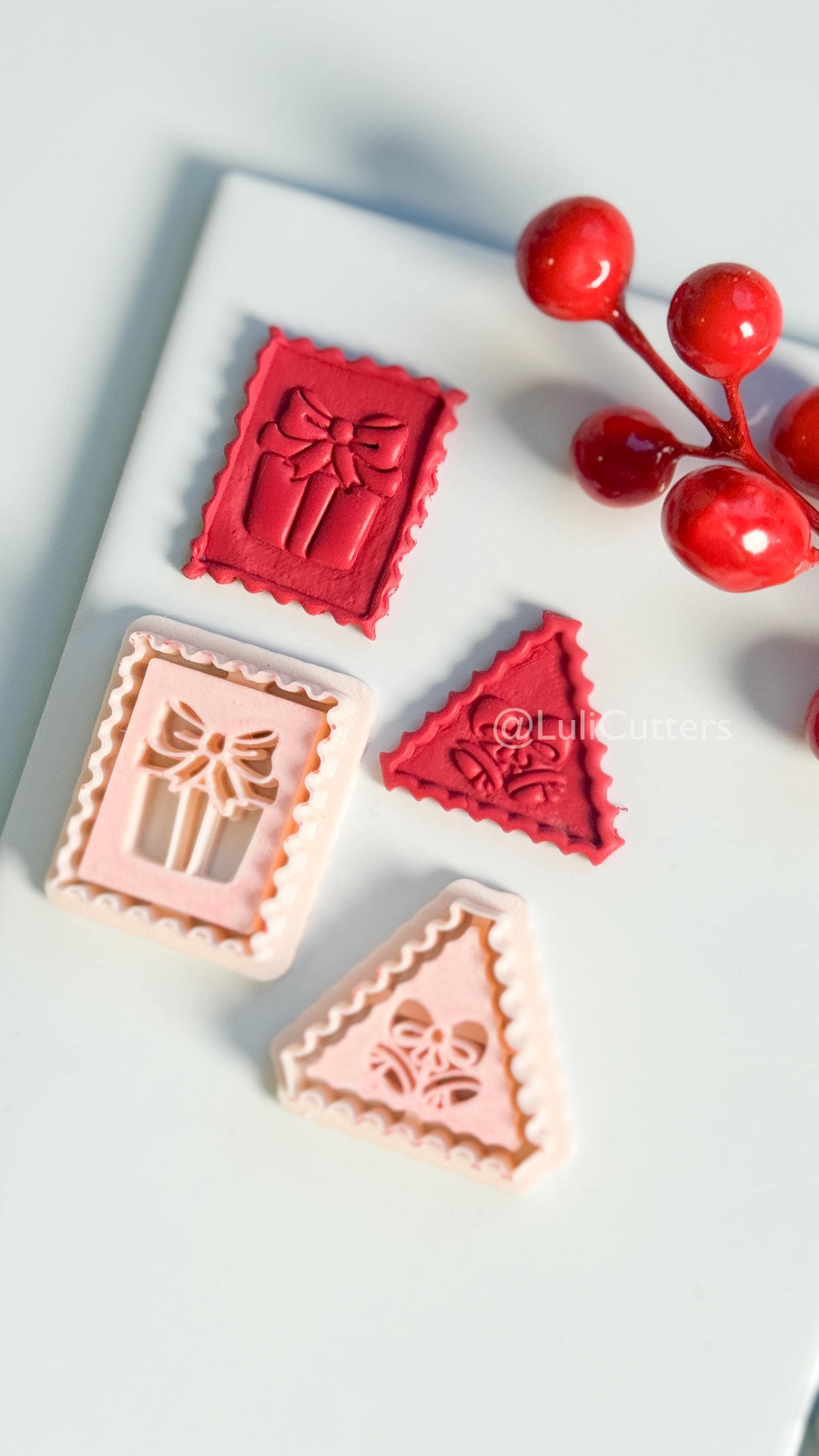 Christmas Stamp Edge Clay Cutter: Gift Box & Bell Shape Cutters for Polymer Clay