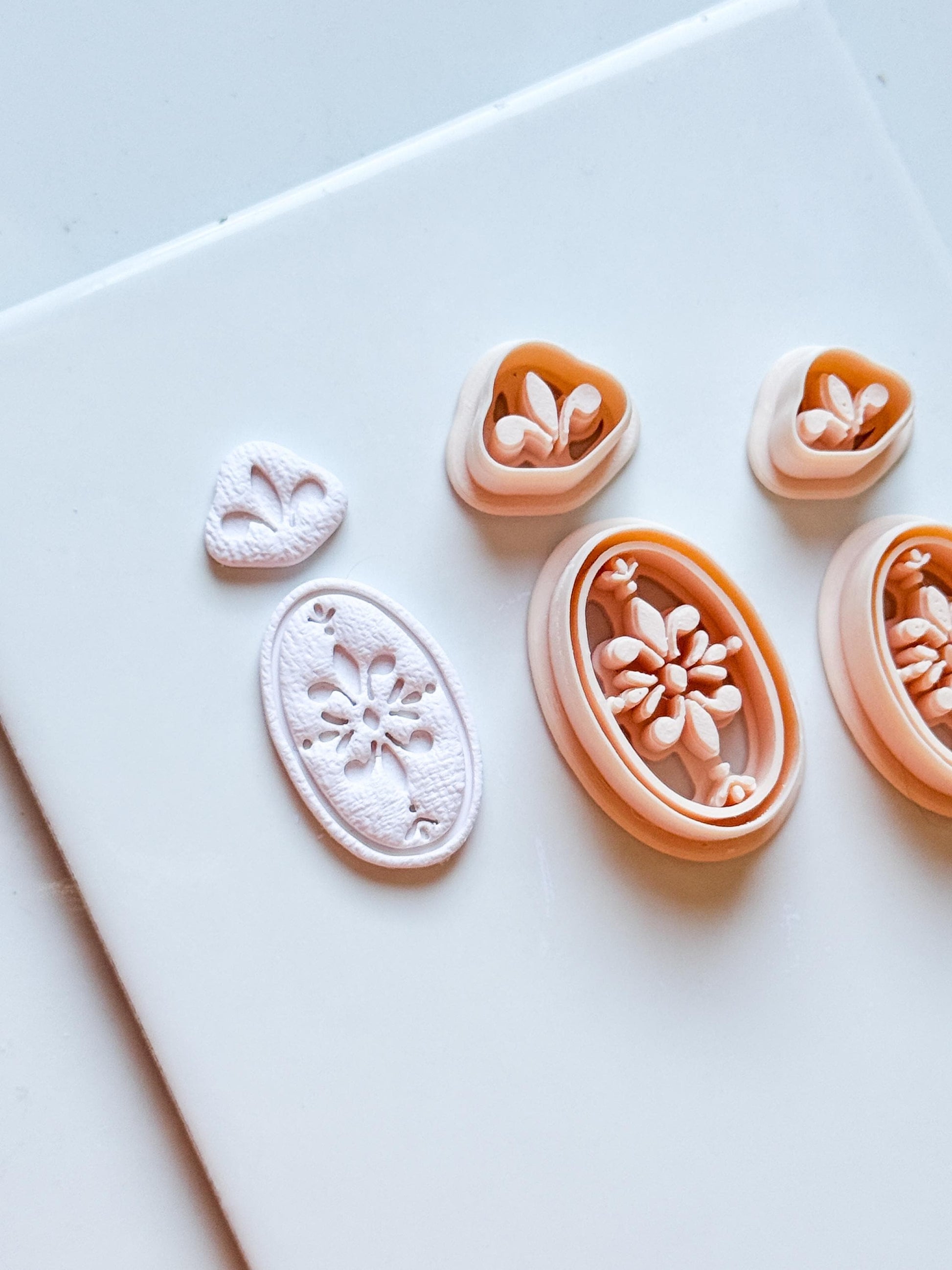Ornate Fleur de Lis Oval Clay Cutter Set: Elegant Floral Polymer Clay Tools