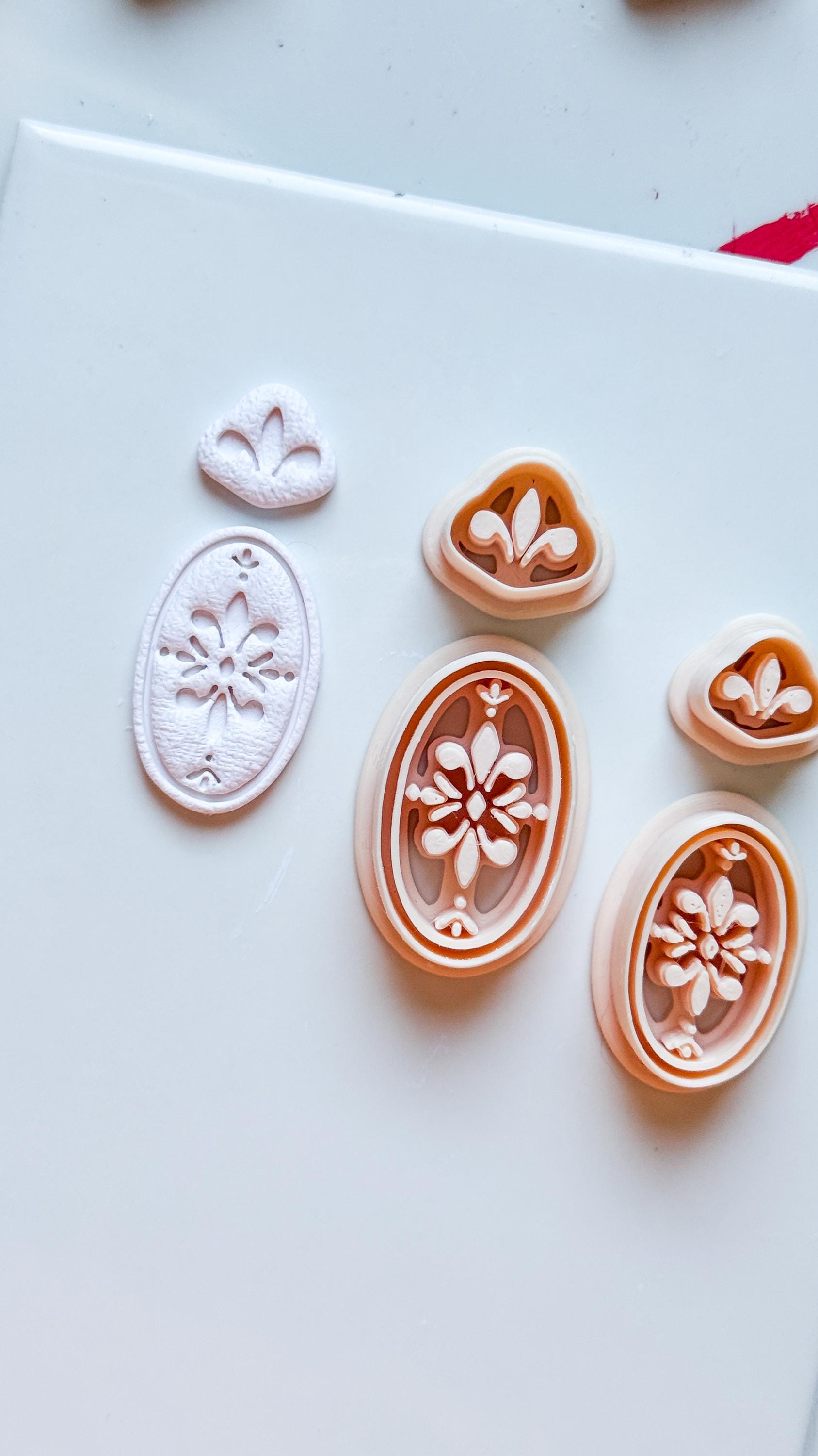 Ornate Fleur de Lis Oval Clay Cutter Set: Elegant Floral Polymer Clay Tools