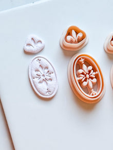 Ornate Fleur de Lis Oval Clay Cutter Set: Elegant Floral Polymer Clay Tools