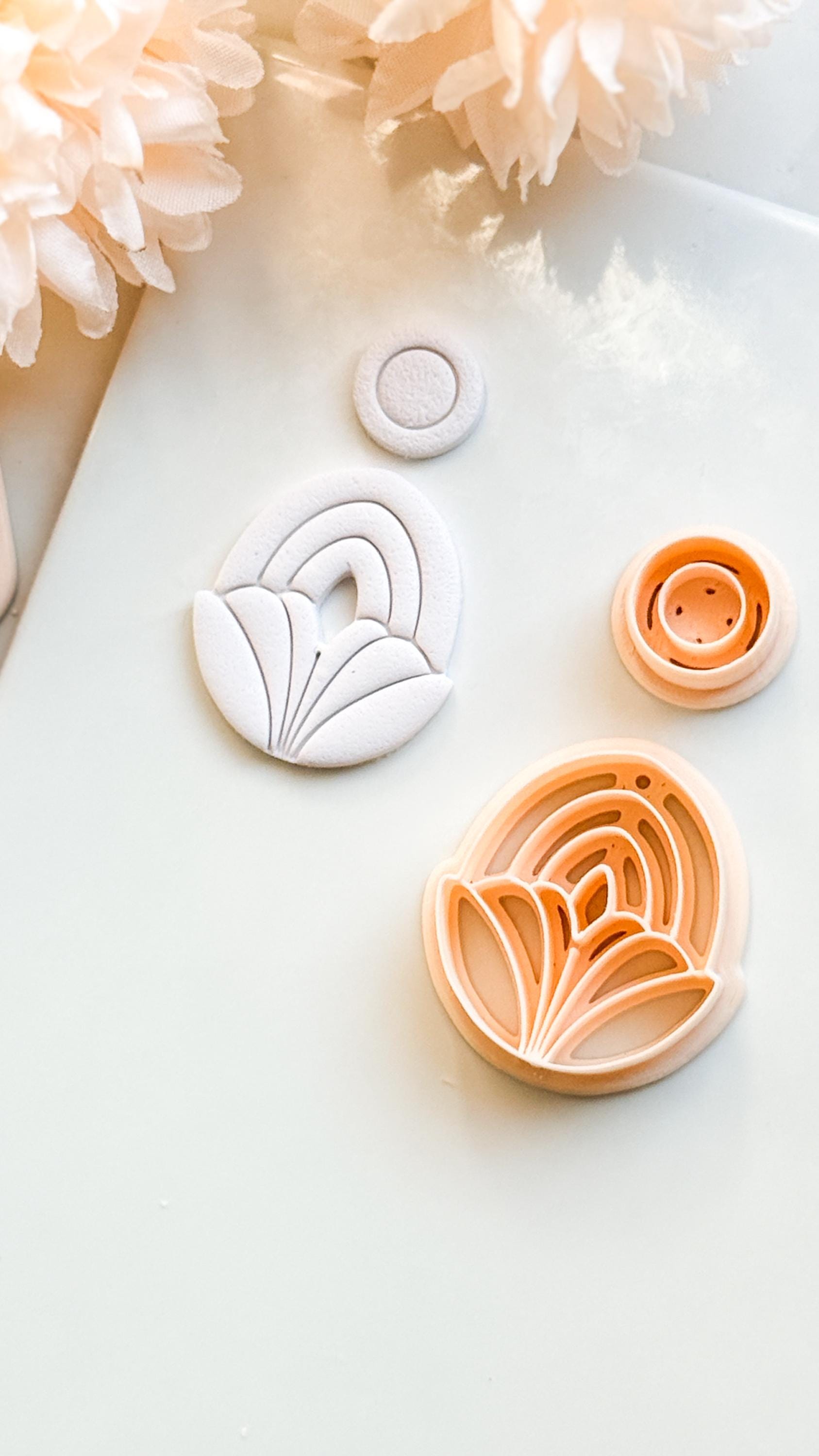 Lilune Clay Cutter – Floral Arch Polymer Clay Earring Tool
