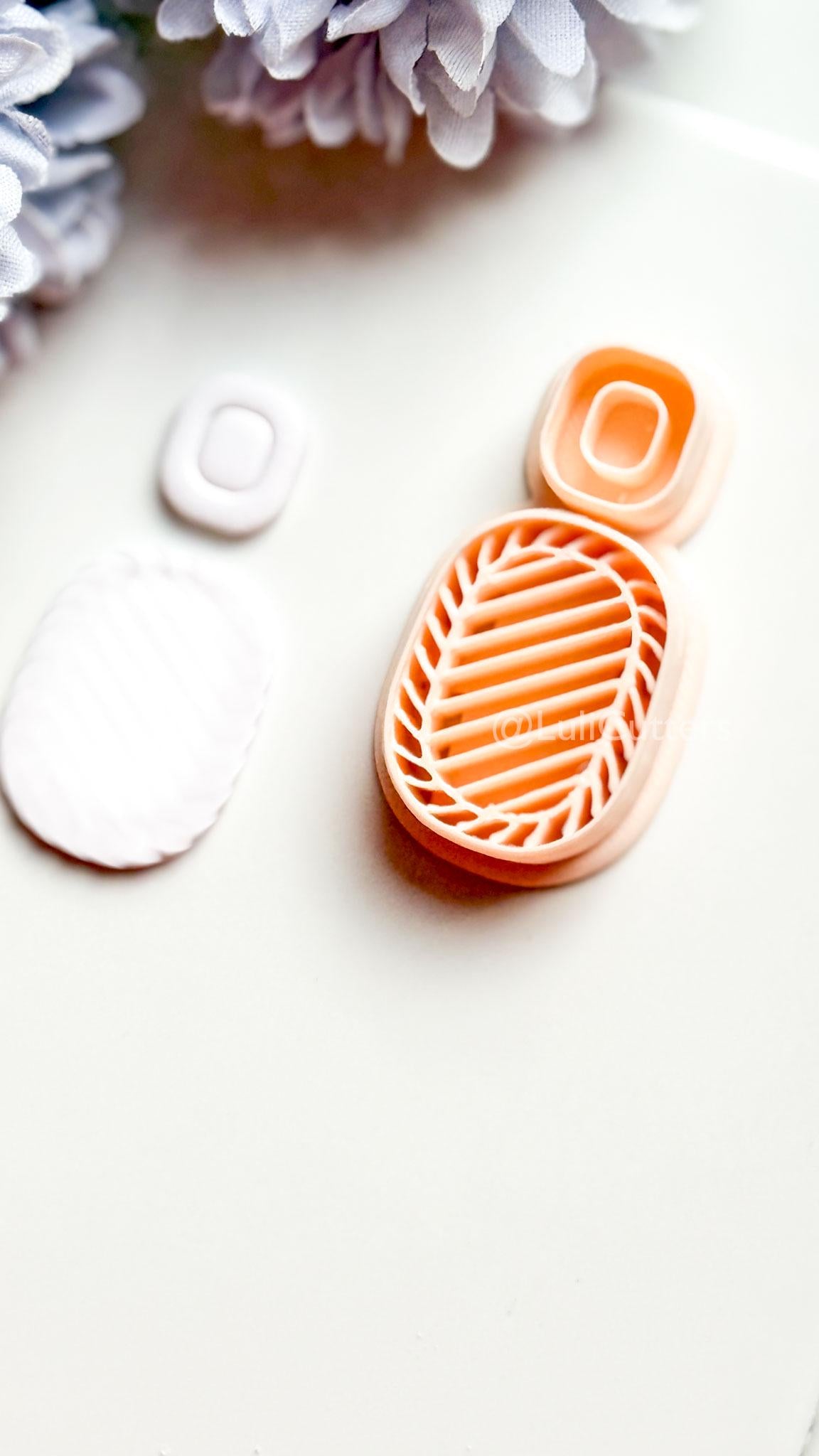 Faye Ribbed Oval Polymer Clay Cutter: Geometric Topper & Textured Base