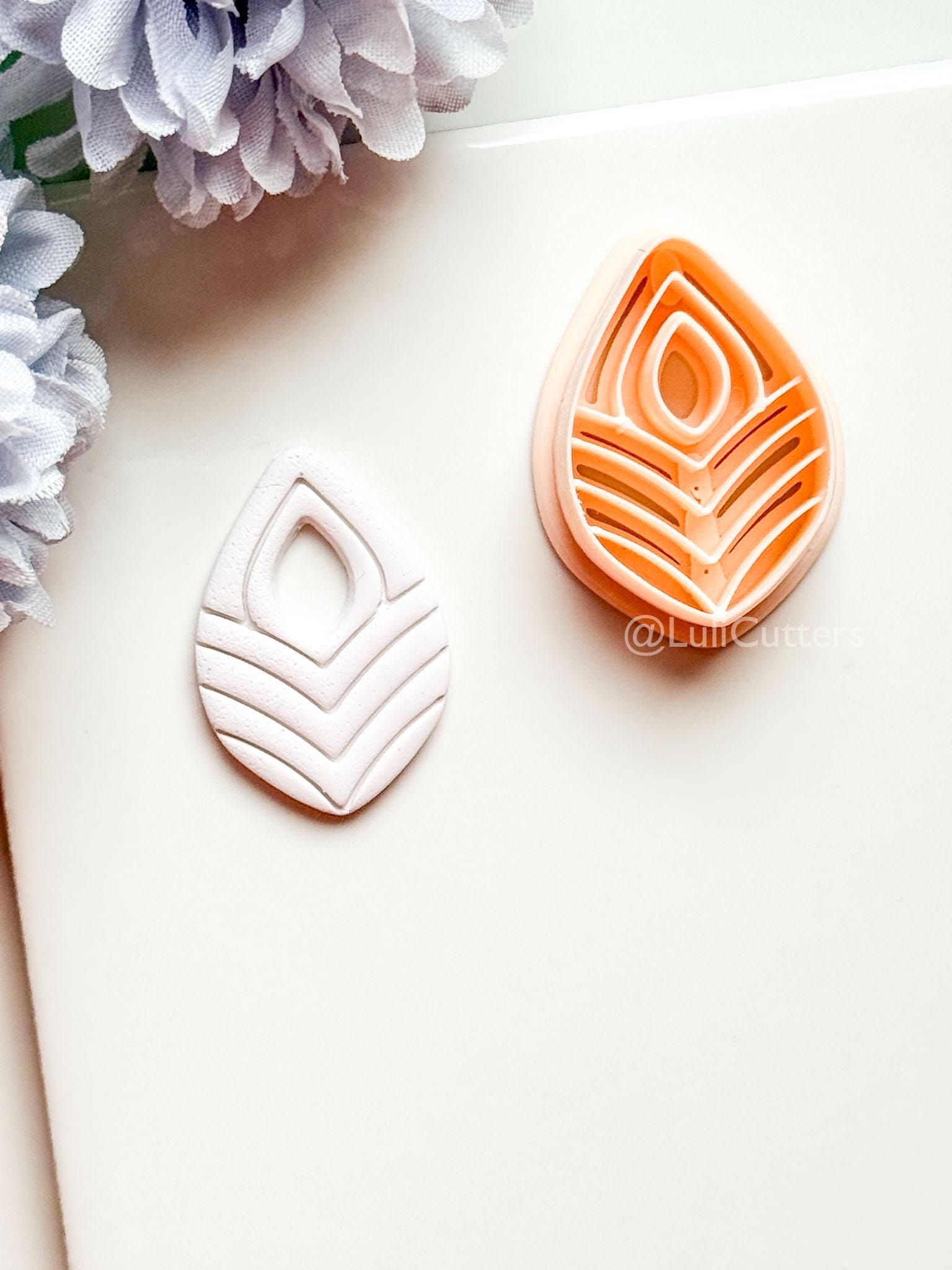 Sia Drop Polymer Clay Cutter: Layered Teardrop Shape with Textured Lines