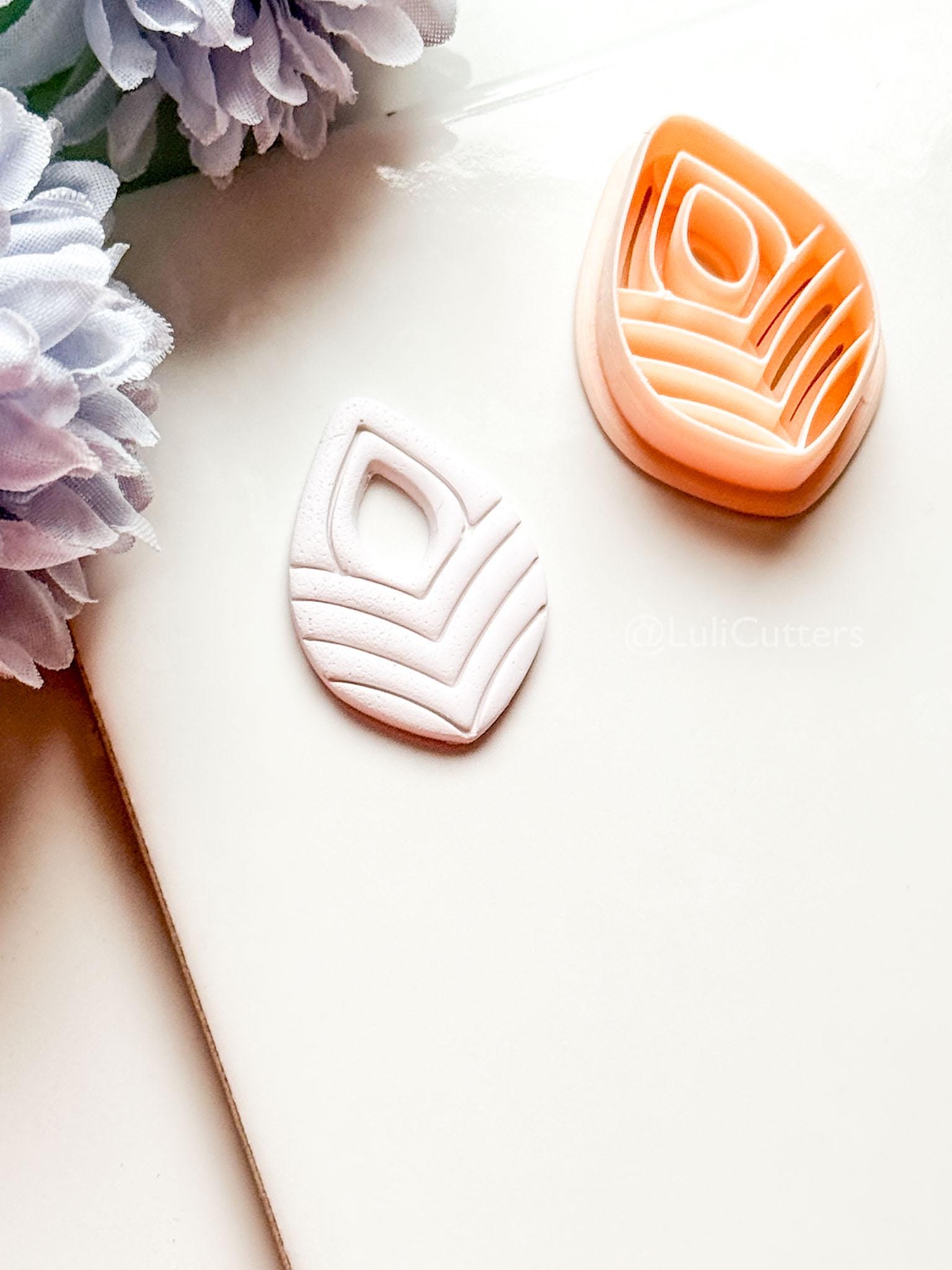 Sia Drop Polymer Clay Cutter: Layered Teardrop Shape with Textured Lines