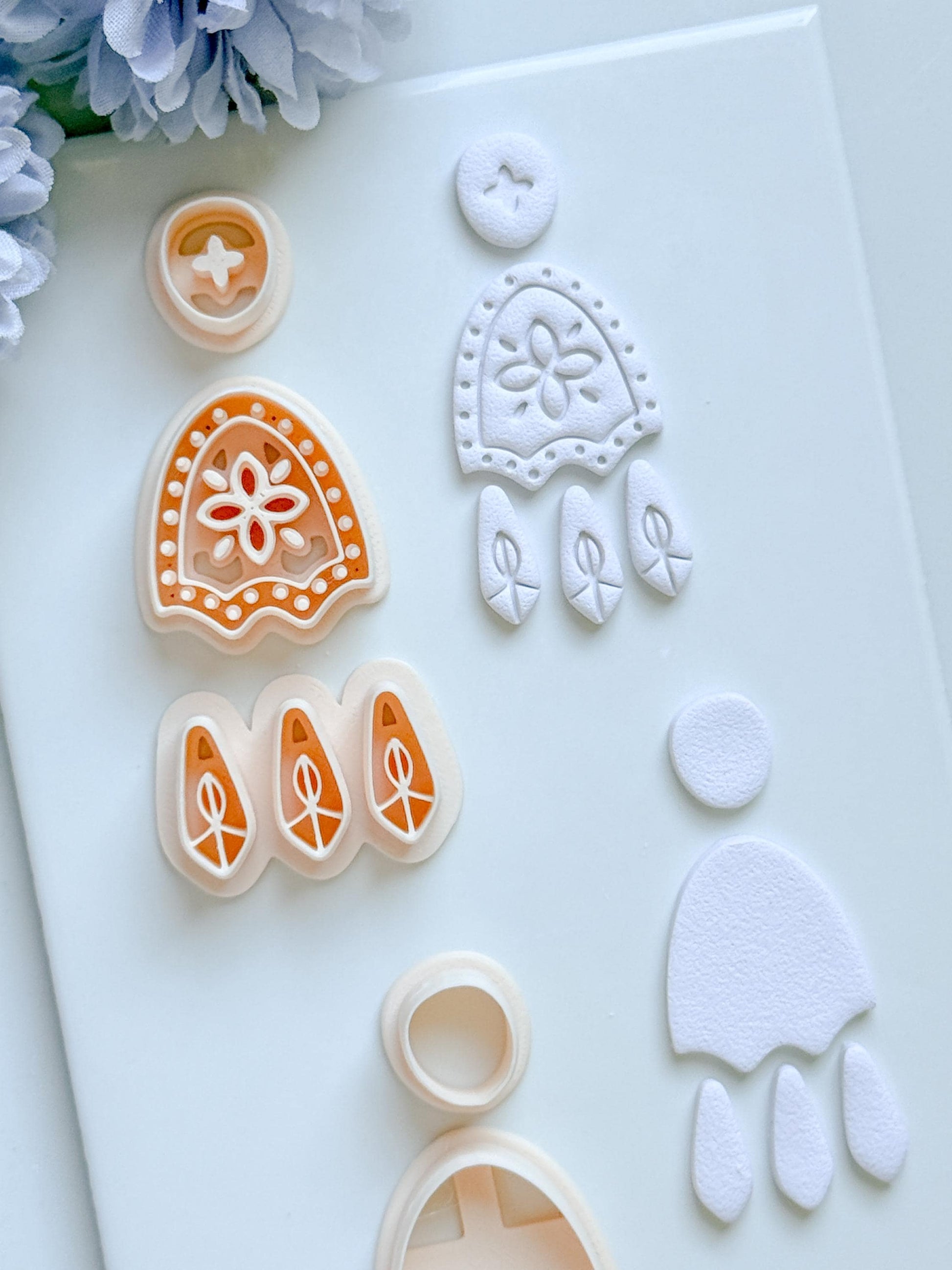Folkbloom Clay Cutter Set: Floral and Plain Arch Duo