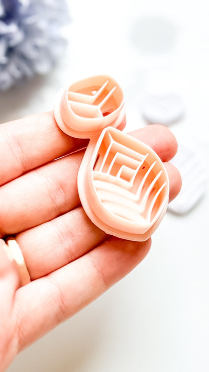 Vela Form Polymer Clay Cutter: Layered Leaf Shape with Geometric Line Texture