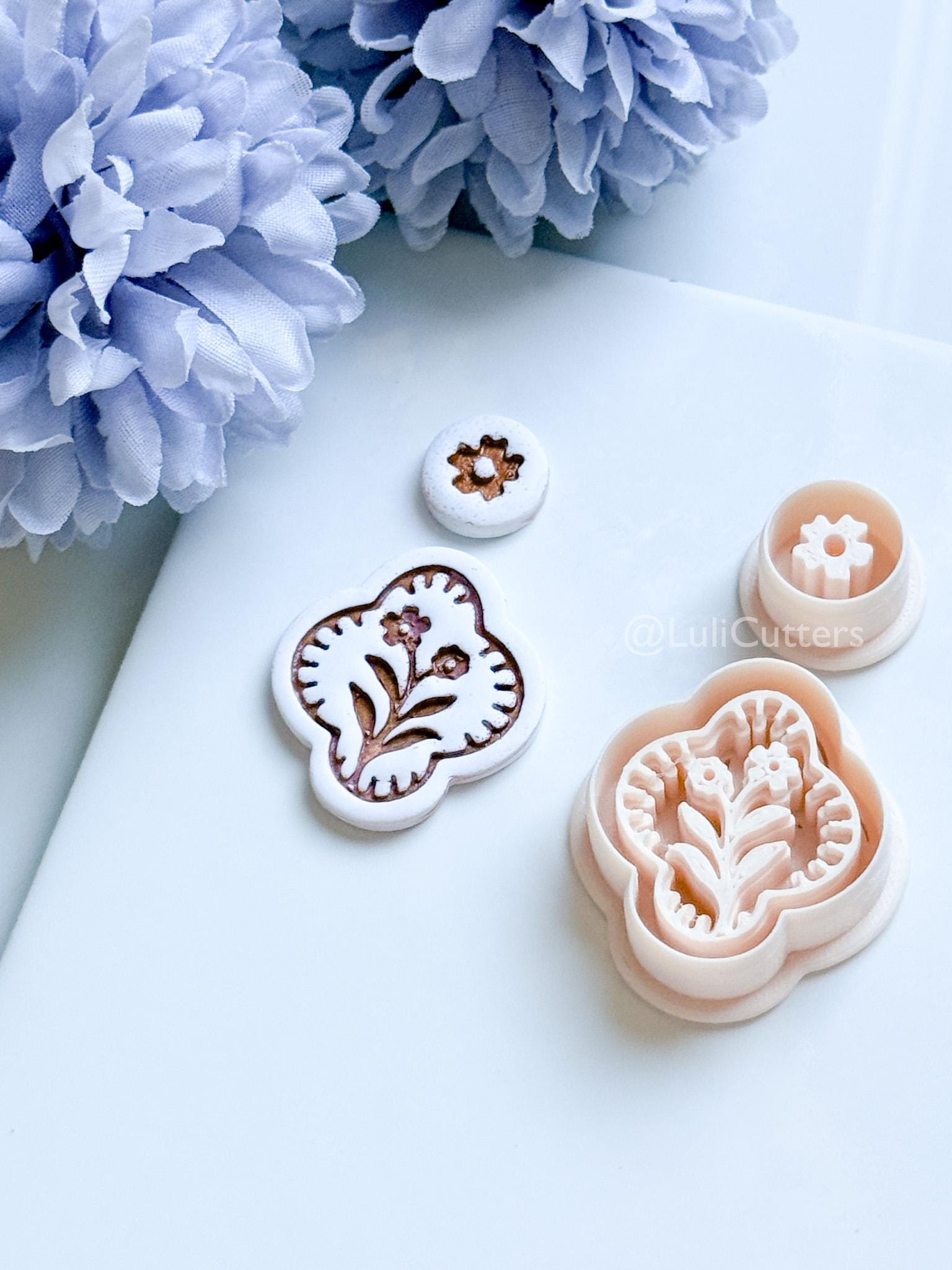 Mirael Bloom Polymer Clay Cutter: Quatrefoil Floral Design for Earrings