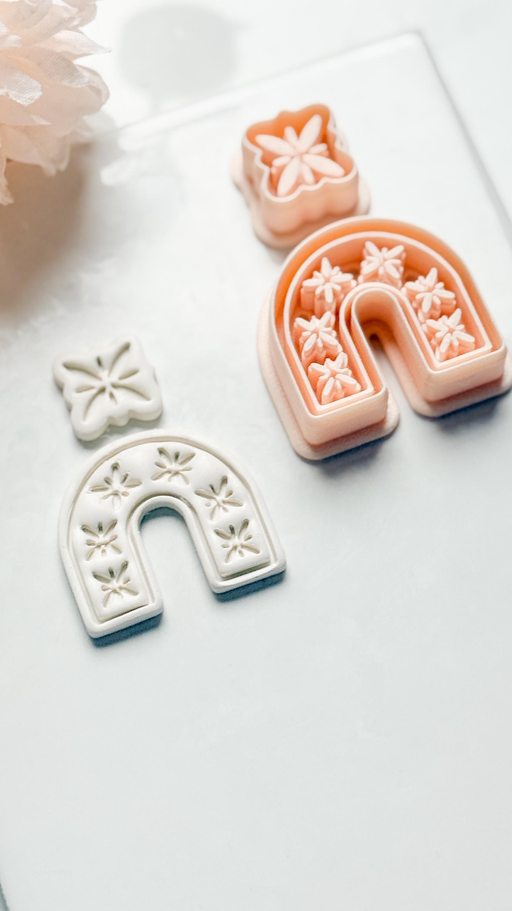 Fern Story Floral Arch Clay Cutter: U-Shape with Botanical Topper