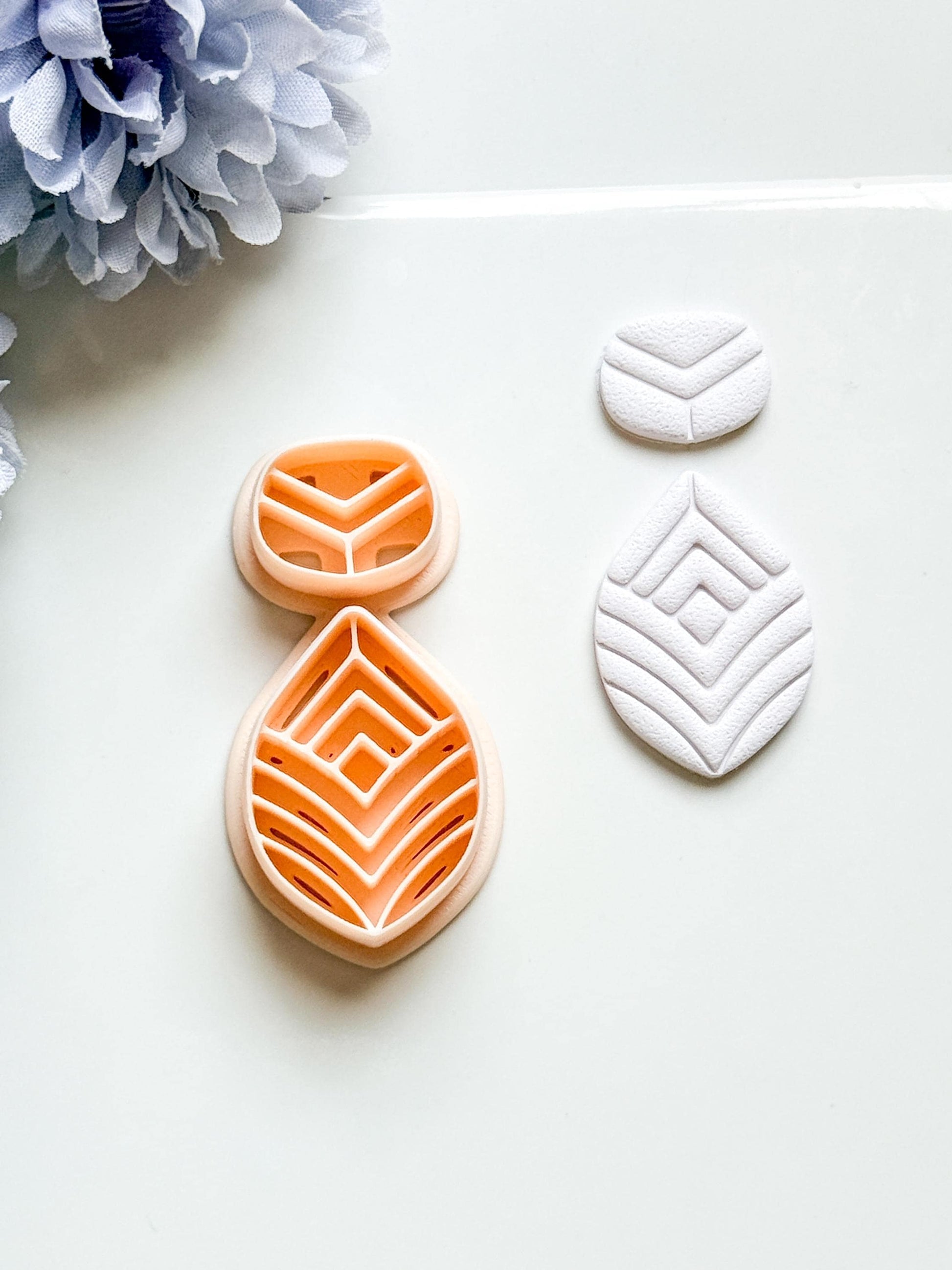 Vela Form Polymer Clay Cutter: Layered Leaf Shape with Geometric Line Texture