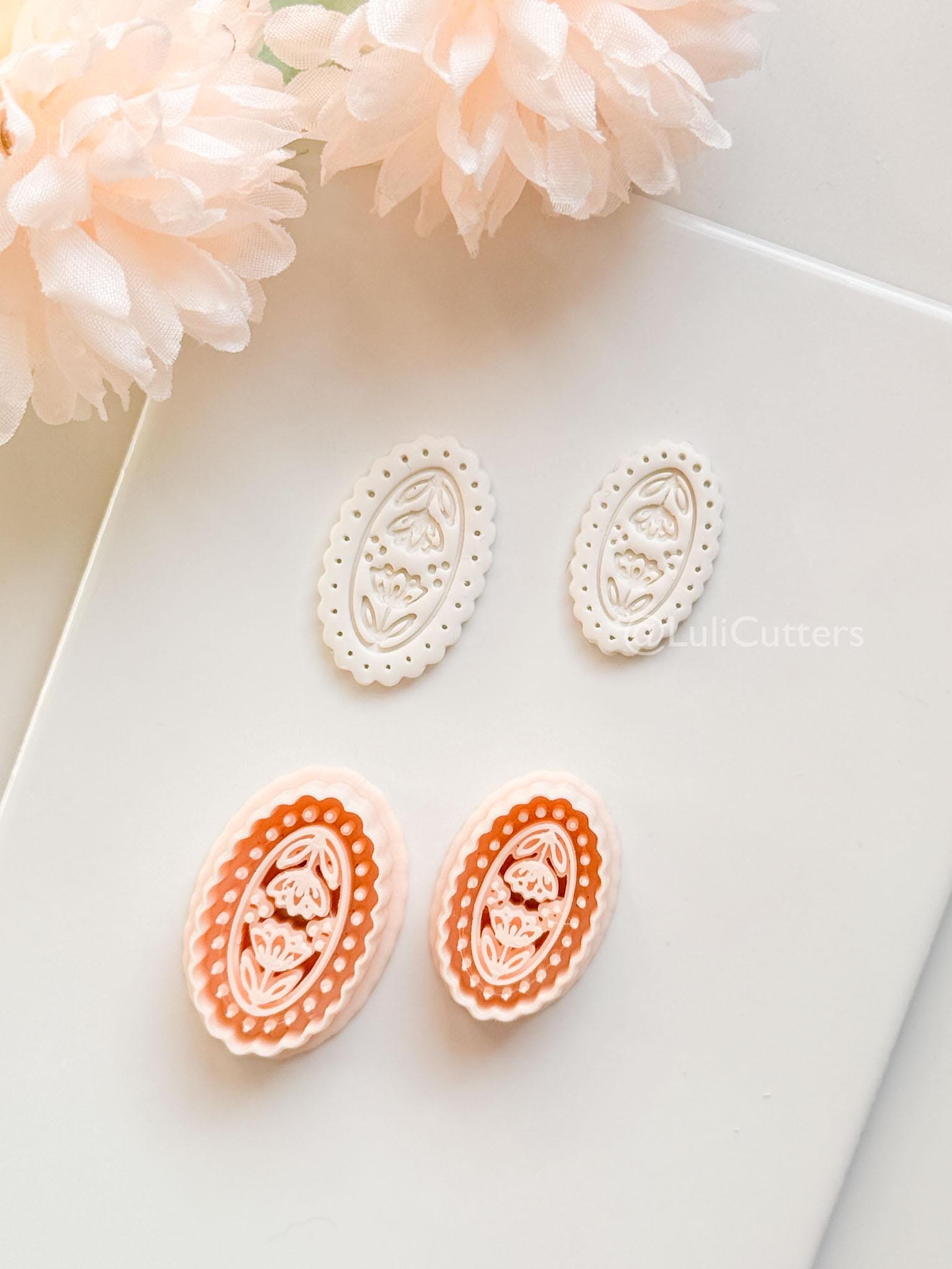 Bloomy Scallop Floral Clay Cutter: Layered Oval with Scalloped Edge