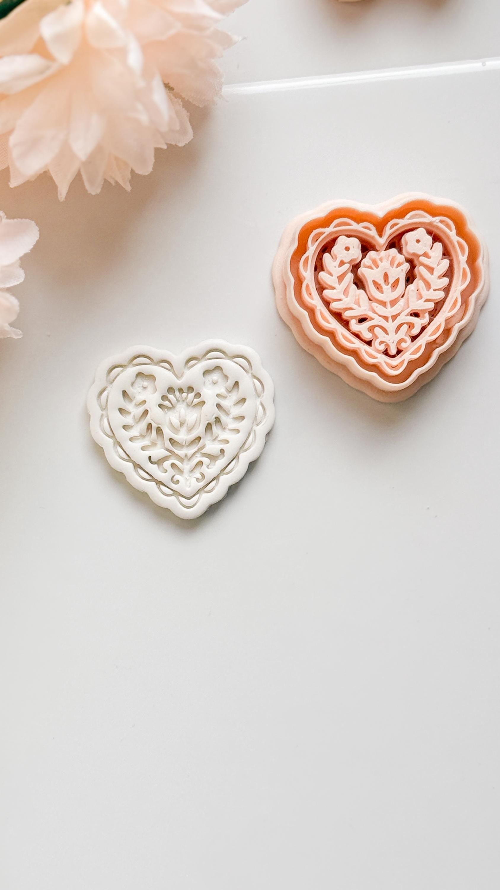 Folka Love Clay Cutter Set: Scalloped Heart with Floral Folk Pattern