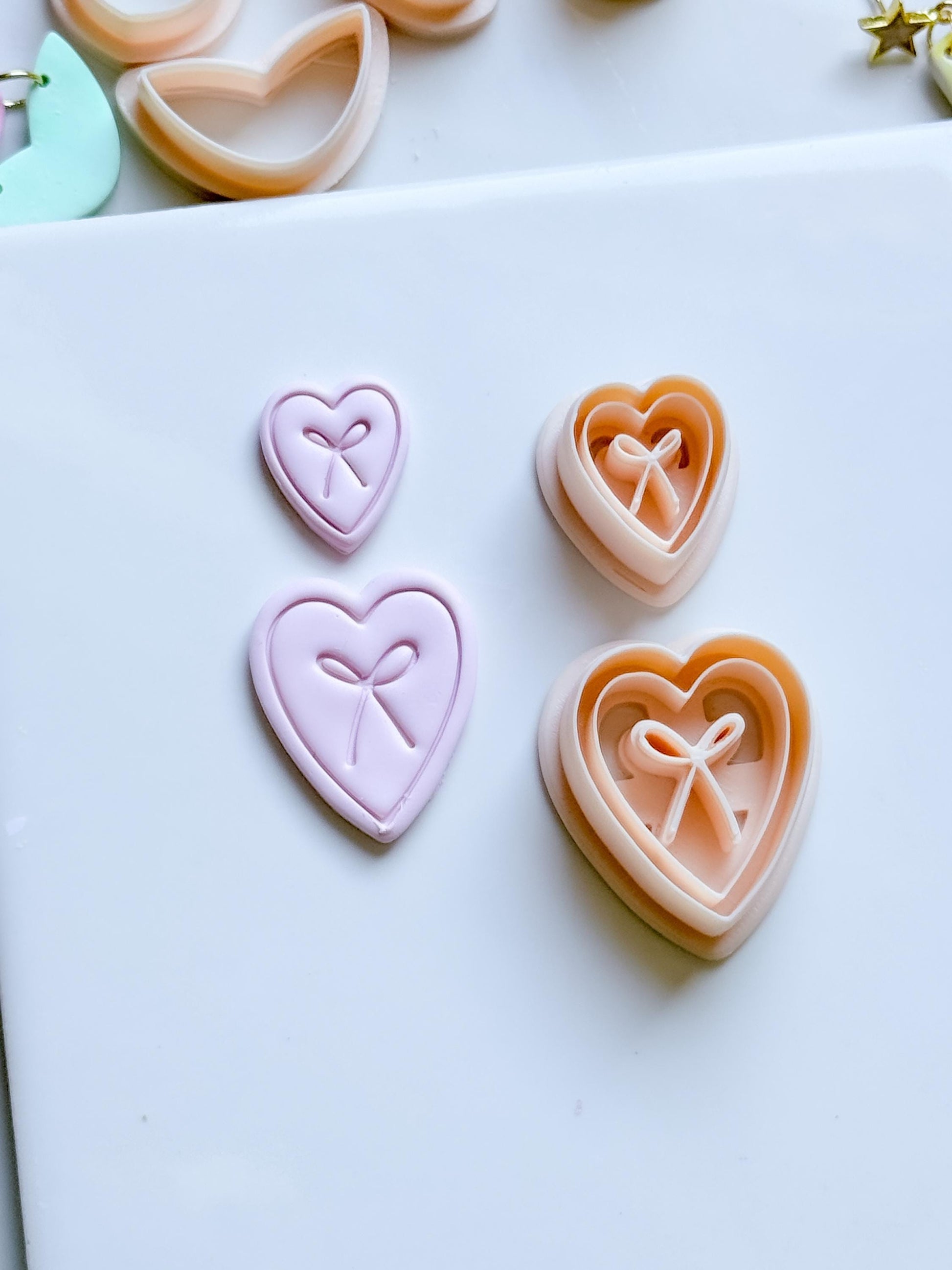 Liora Heart Clay Cutter: Bow Detail Heart