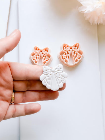 Dottie Bow Cutter: Scalloped Ribbon Shape for Polymer Clay