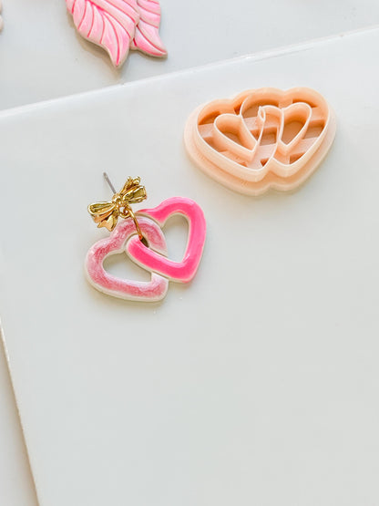 Heartchain Duo Cutter: Interlocking Heart Shape for Polymer Clay