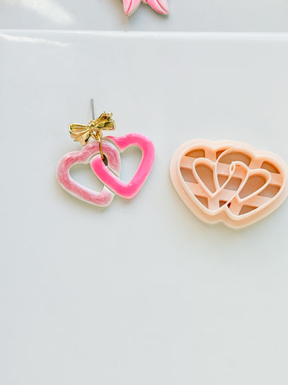 Heartchain Duo Cutter: Interlocking Heart Shape for Polymer Clay