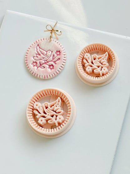 Blossom Birdie Clay Cutter: Floral Bird Circle