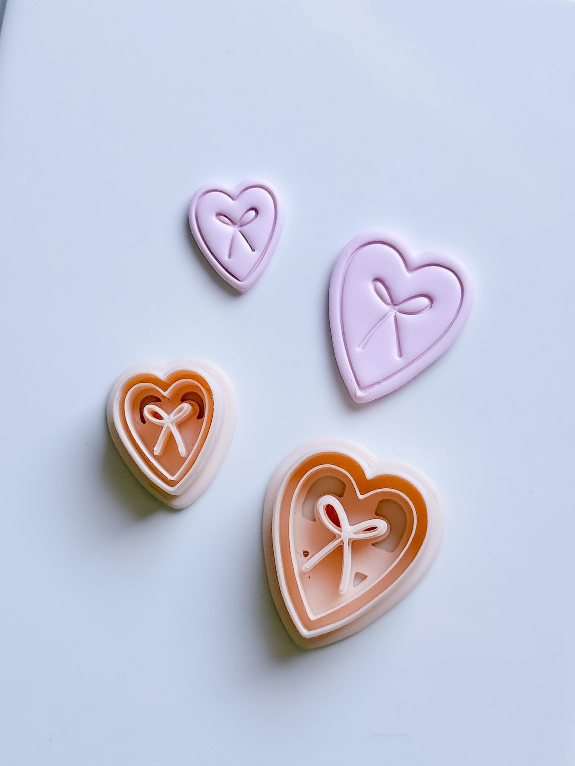Liora Heart Clay Cutter: Bow Detail Heart