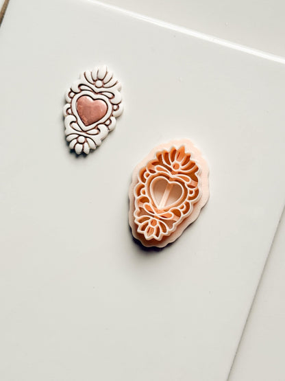 Ornate Heart Cameo Clay Cutter – Floral Frame Design