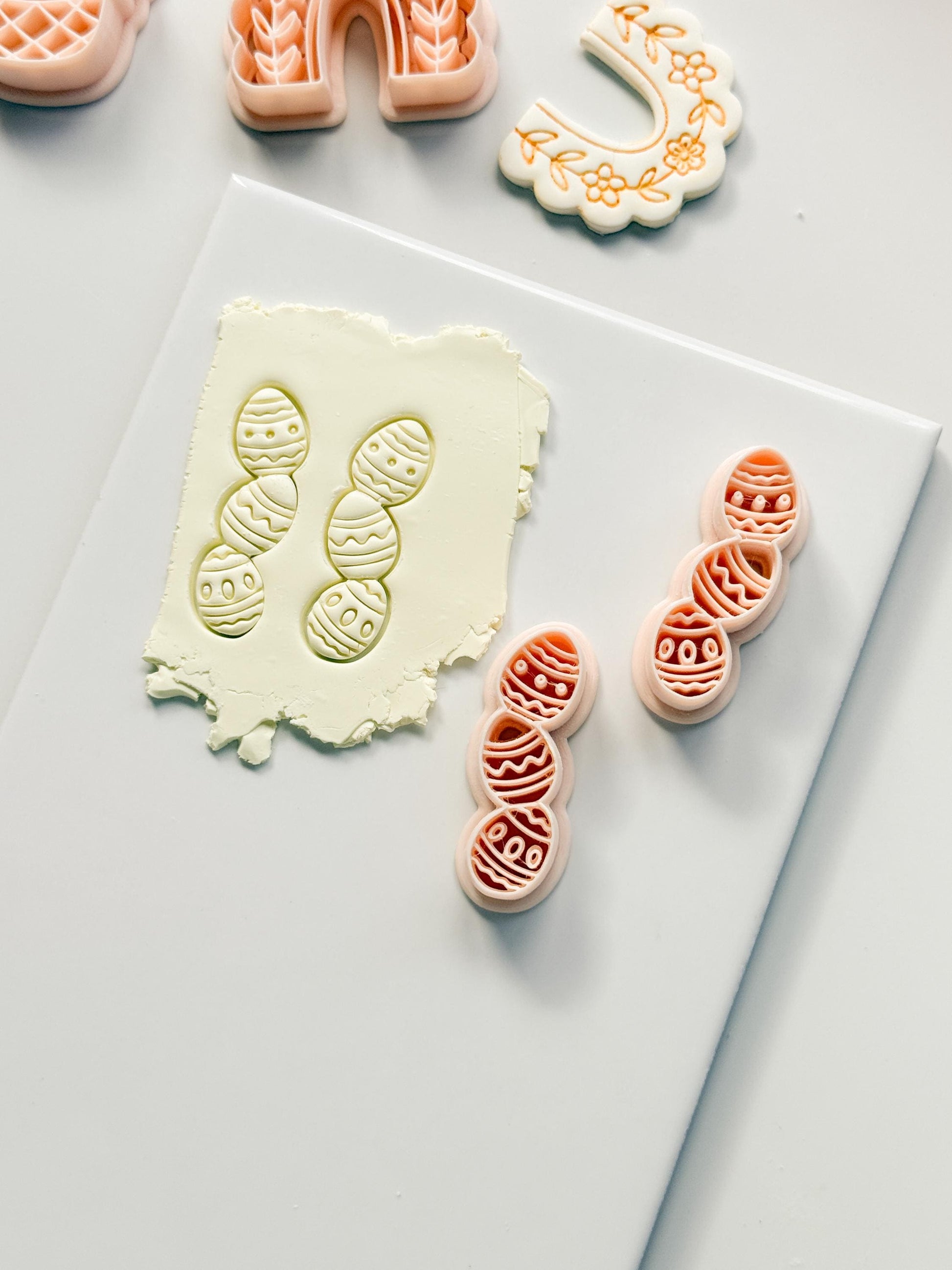 Spring Egg Trio Polymer Clay Cutter: Stacked Embossed Easter Eggs for Dangle Earrings