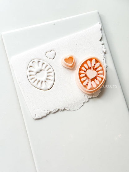 Haloheart Oval Polymer Clay Cutter: Radiant Heart Frame