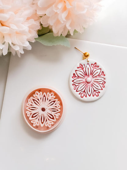 Eira Bloom Polymer Clay Cutter: Floral Mandorla Embosser