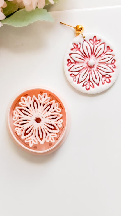 Eira Bloom Polymer Clay Cutter: Floral Mandorla Embosser