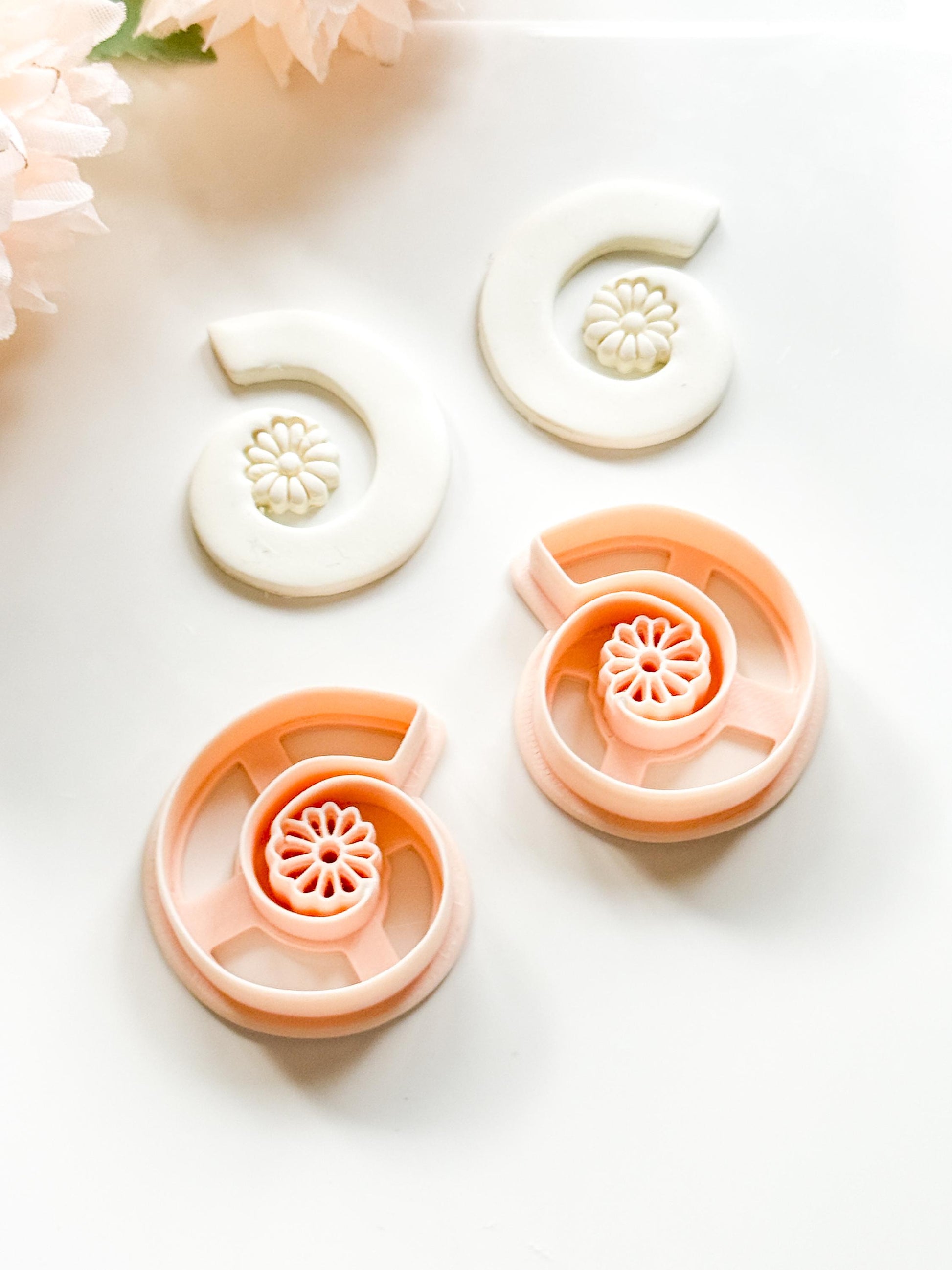 Flora Spiral Polymer Clay Cutter: Embossing Flower Swirl Jewelry Making Tool