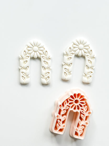 Laurel Lila Arch Polymer Clay Cutter: Embossing Floral Vine Jewelry Tool