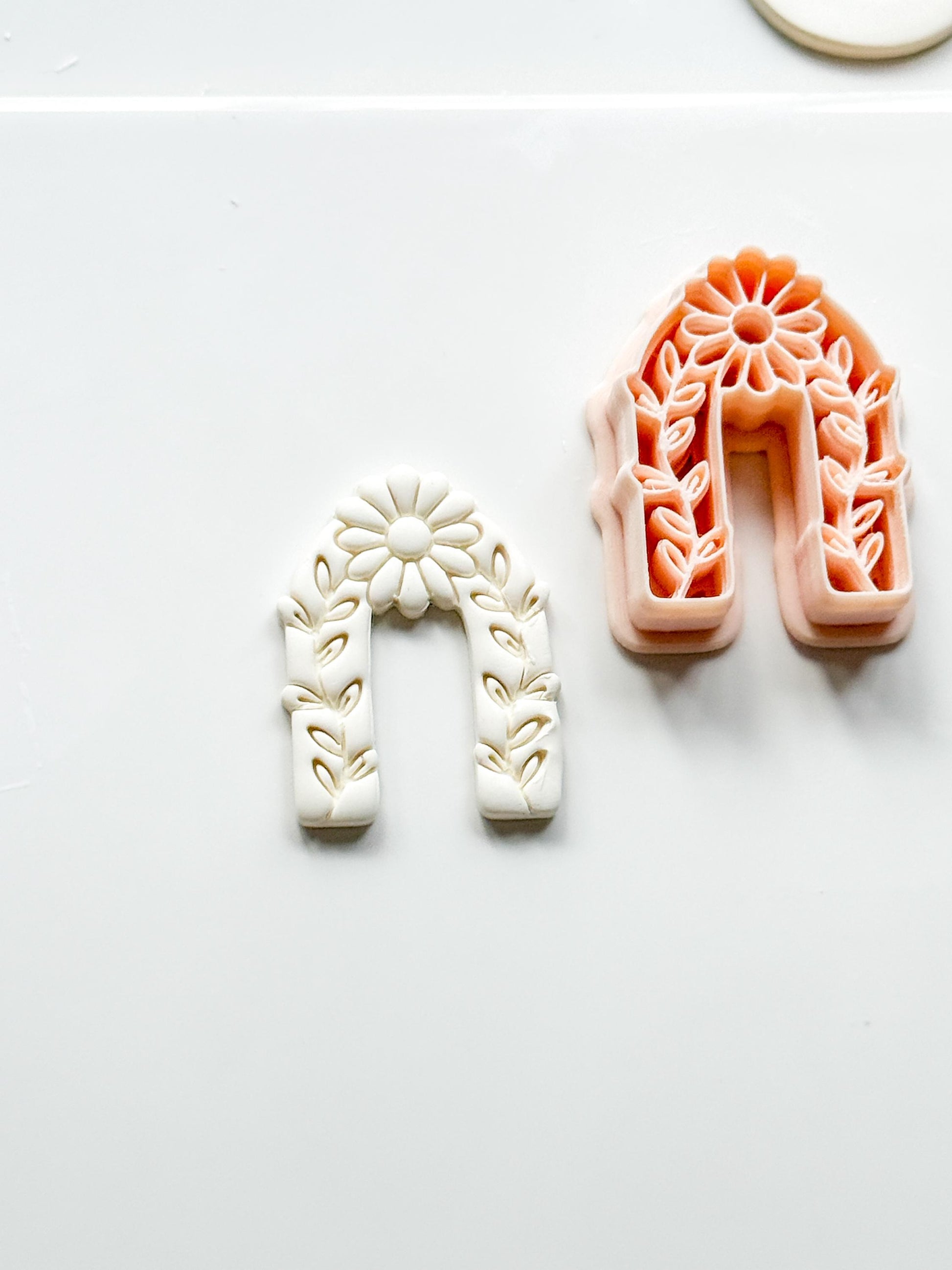 Laurel Lila Arch Polymer Clay Cutter: Embossing Floral Vine Jewelry Tool