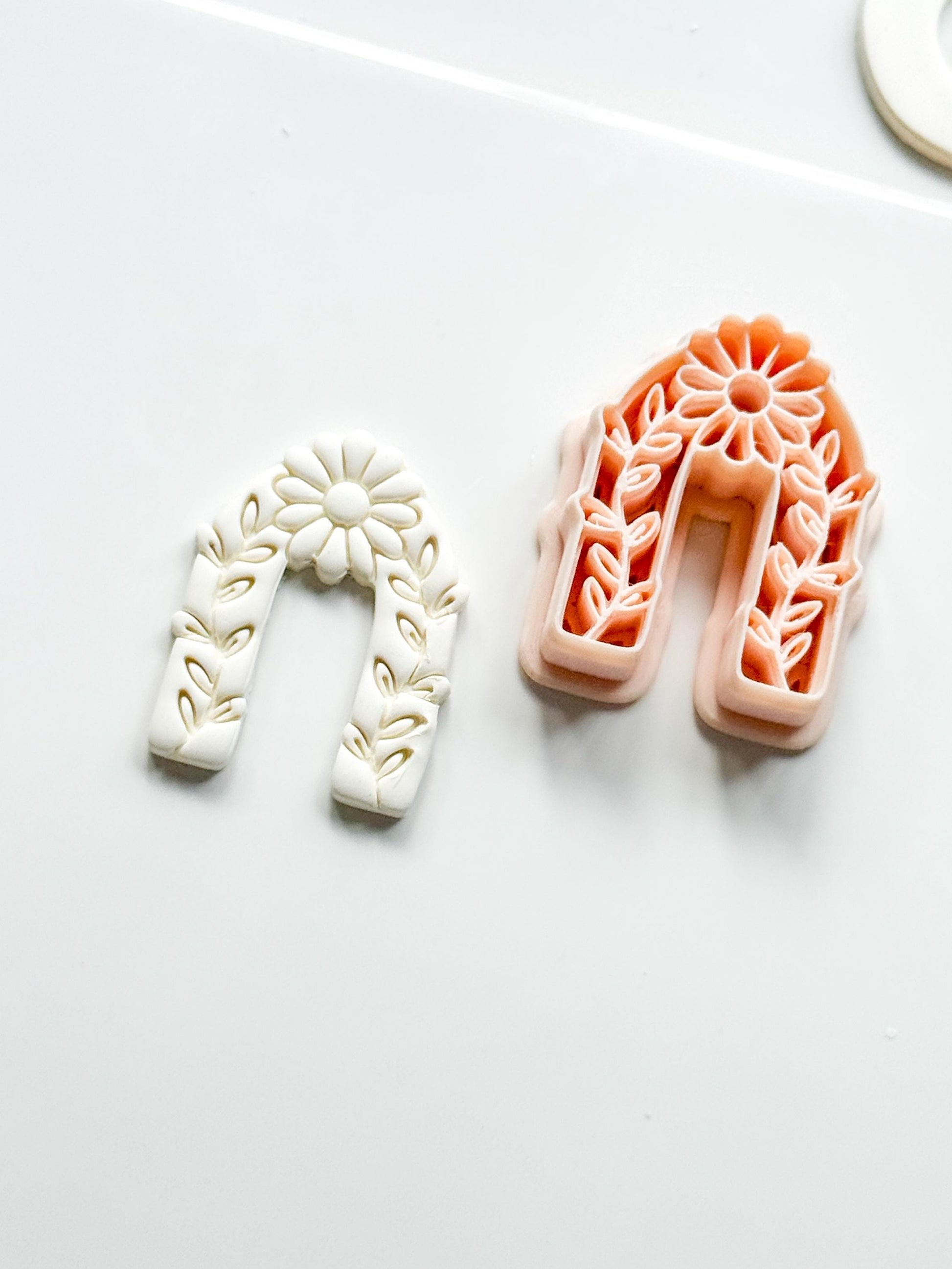 Laurel Lila Arch Polymer Clay Cutter: Embossing Floral Vine Jewelry Tool