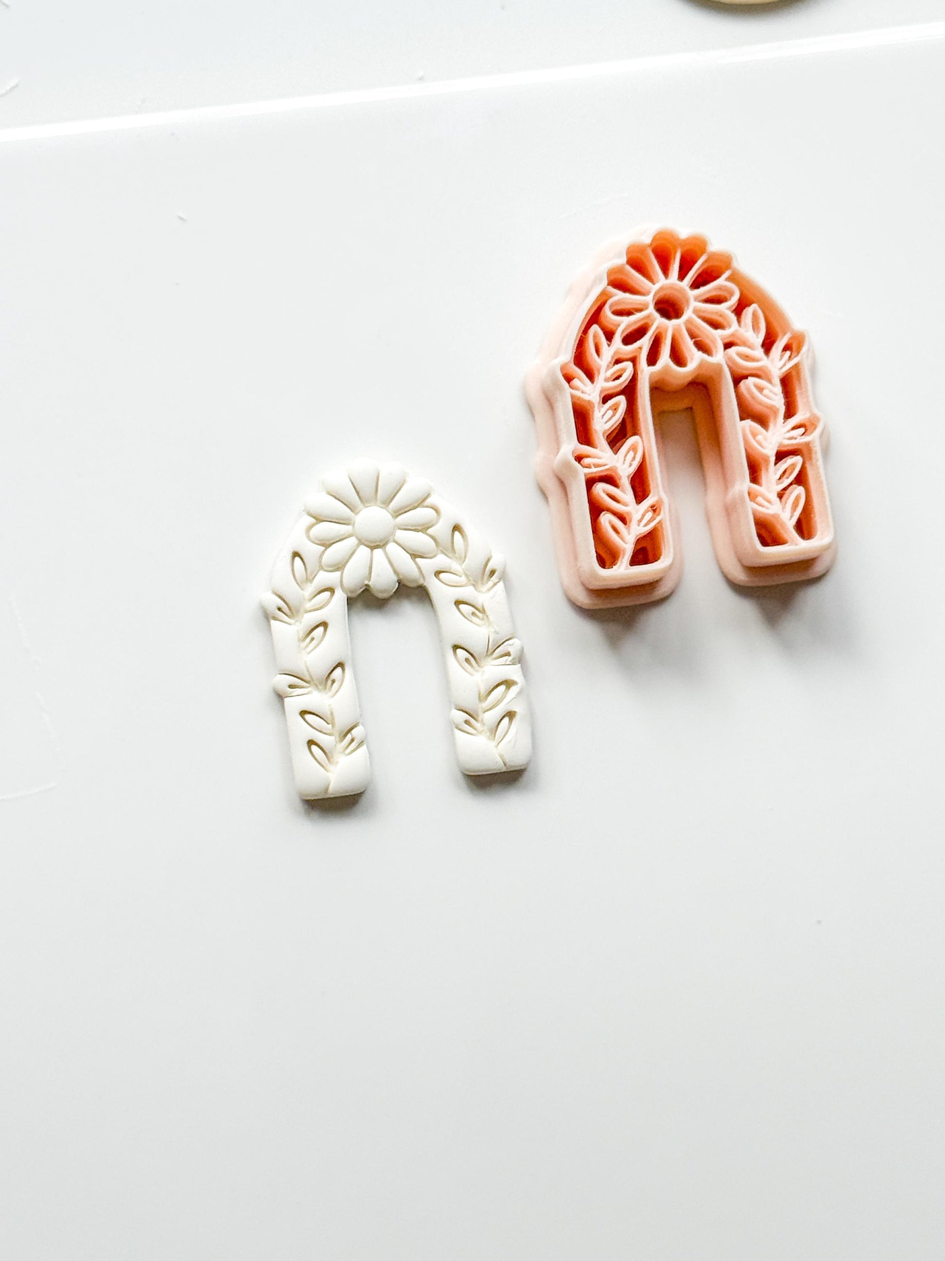 Laurel Lila Arch Polymer Clay Cutter: Embossing Floral Vine Jewelry Tool