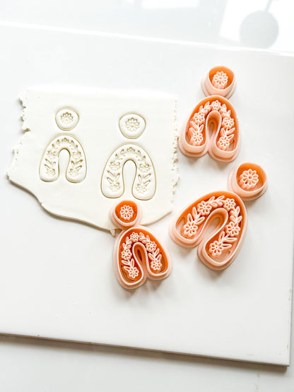 Wreath Mira Polymer Clay Cutter: Embossing Flower Wreath Jewelry Making Tool