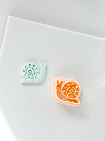 Tiny Traveler Clay Cutter: Whimsical Snail Design