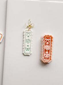 Bini Whim Frame Cutter: Floral Rectangle Earring Shape for Polymer Clay