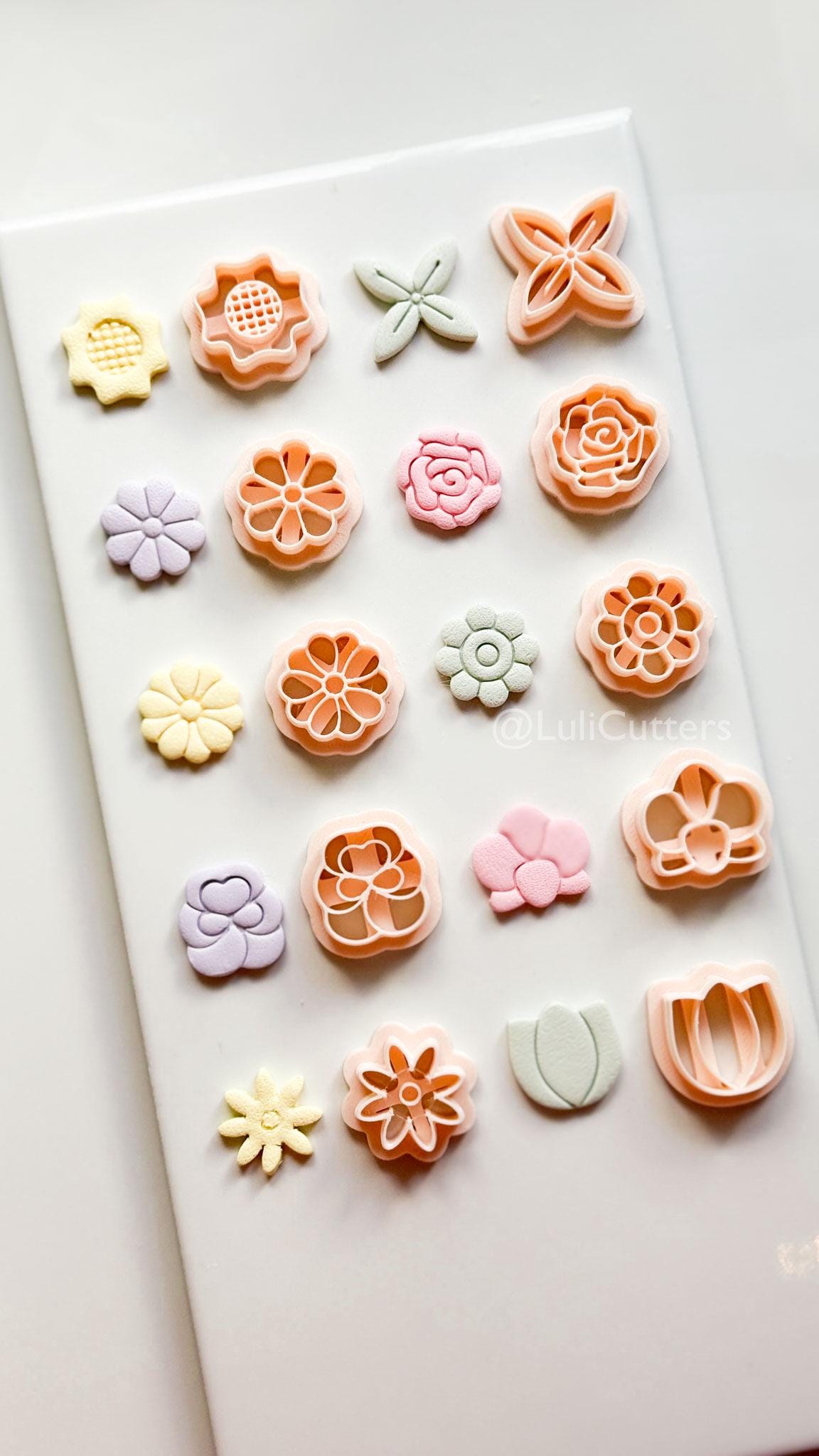 Floral Clay Cutter Set: 15mm to 40mm