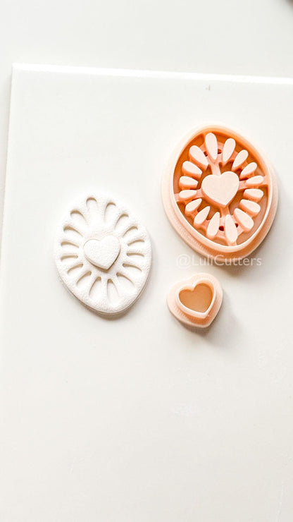 Haloheart Oval Polymer Clay Cutter: Radiant Heart Frame