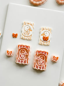 Poki Duck Frame Cutter: Striped Rectangle Polymer Clay