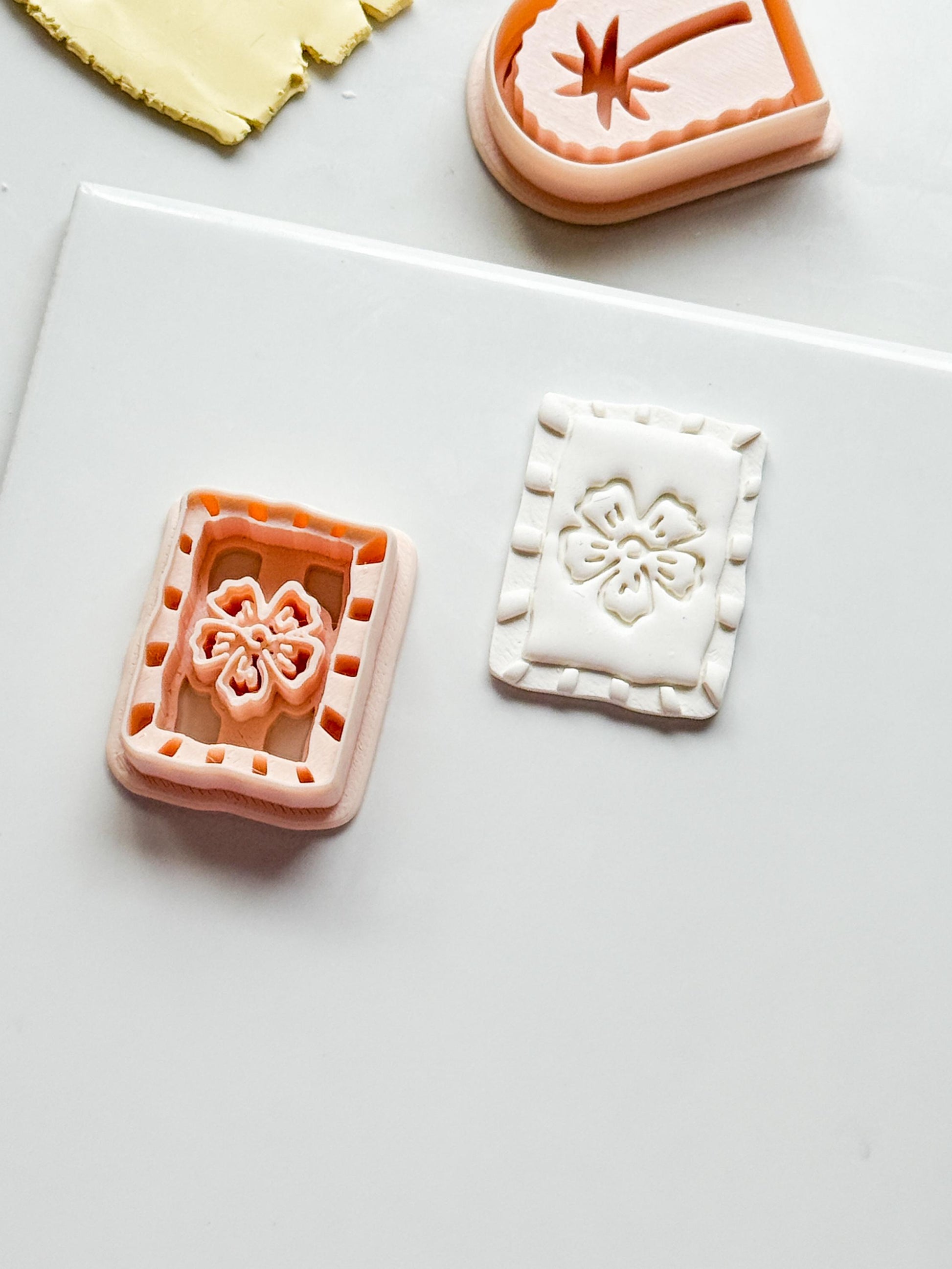 Sari Stripe Frame Cutter: Rectangular Floral Shape for Polymer Clay
