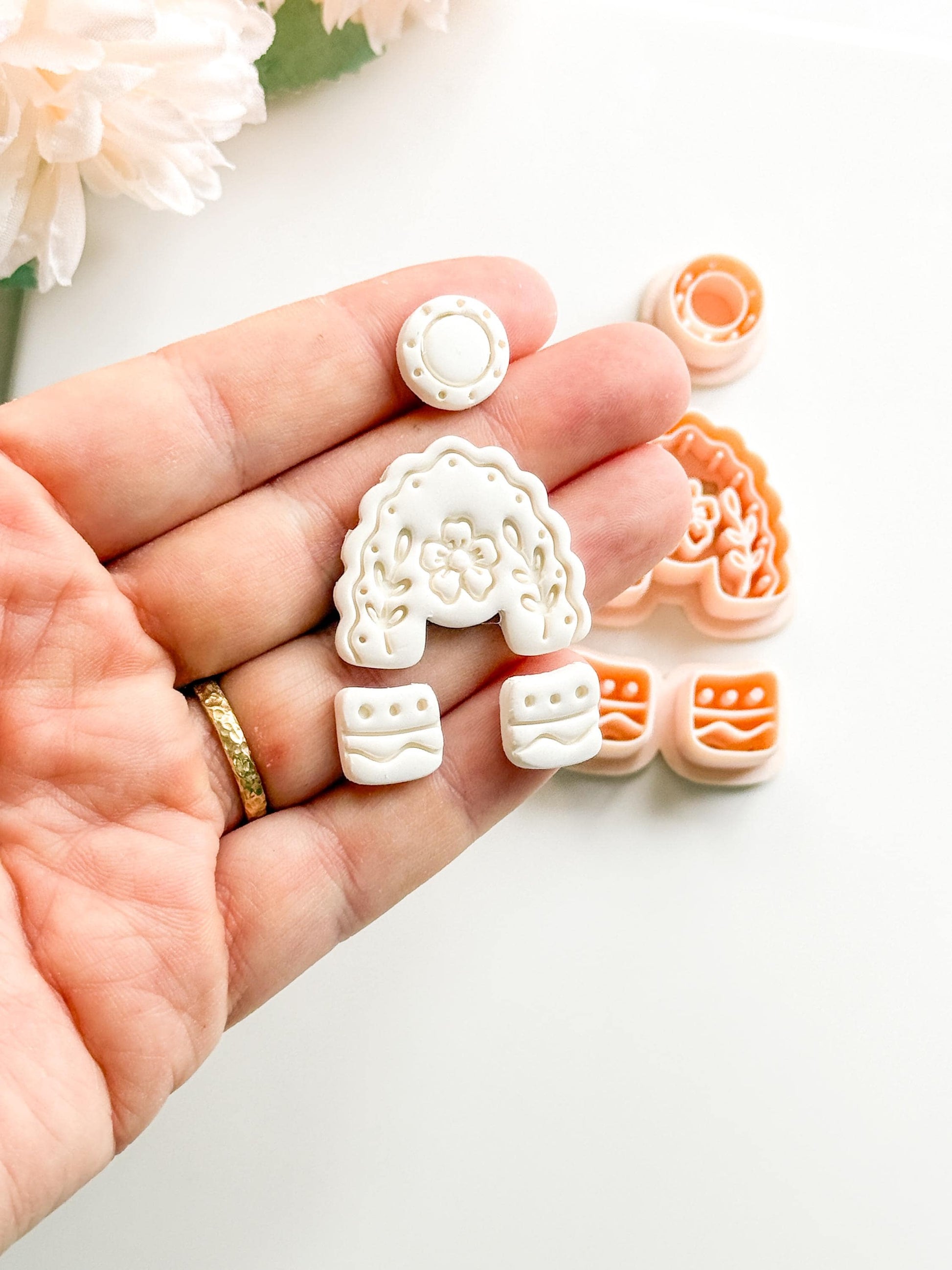 Folk Floral Arch Polymer Clay Cutter: Botanical Rainbow Embosser