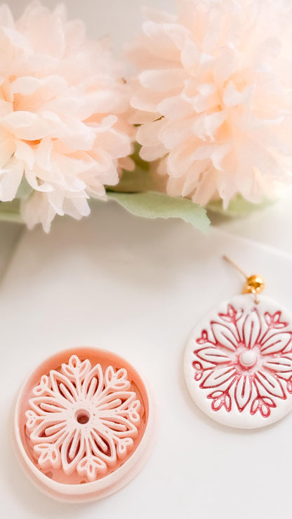 Eira Bloom Polymer Clay Cutter: Floral Mandorla Embosser