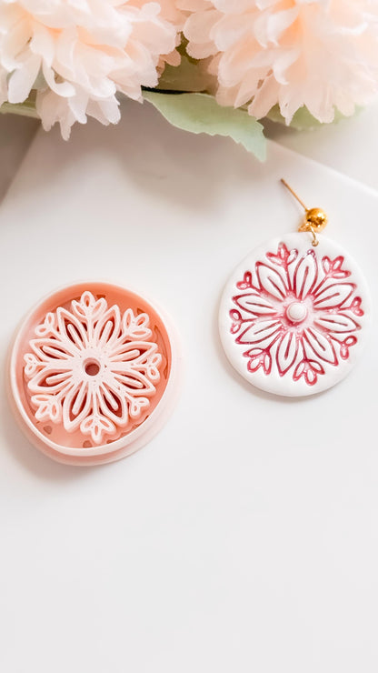 Eira Bloom Polymer Clay Cutter: Floral Mandorla Embosser