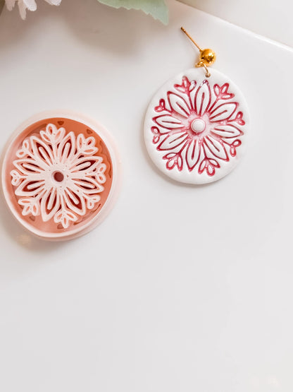 Eira Bloom Polymer Clay Cutter: Floral Mandorla Embosser