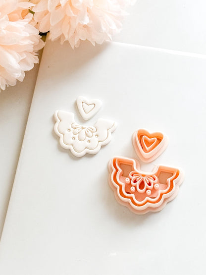 Una Frill Polymer Clay Cutter: Scalloped Edge Arch Embosser