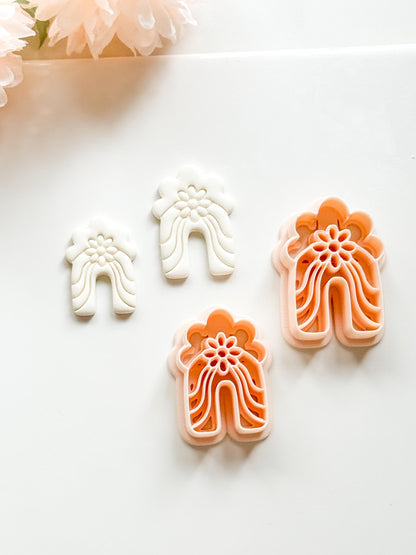 Curve Lila Clay Cutter: Wavy Arch Floral Design for Polymer Clay Jewelry
