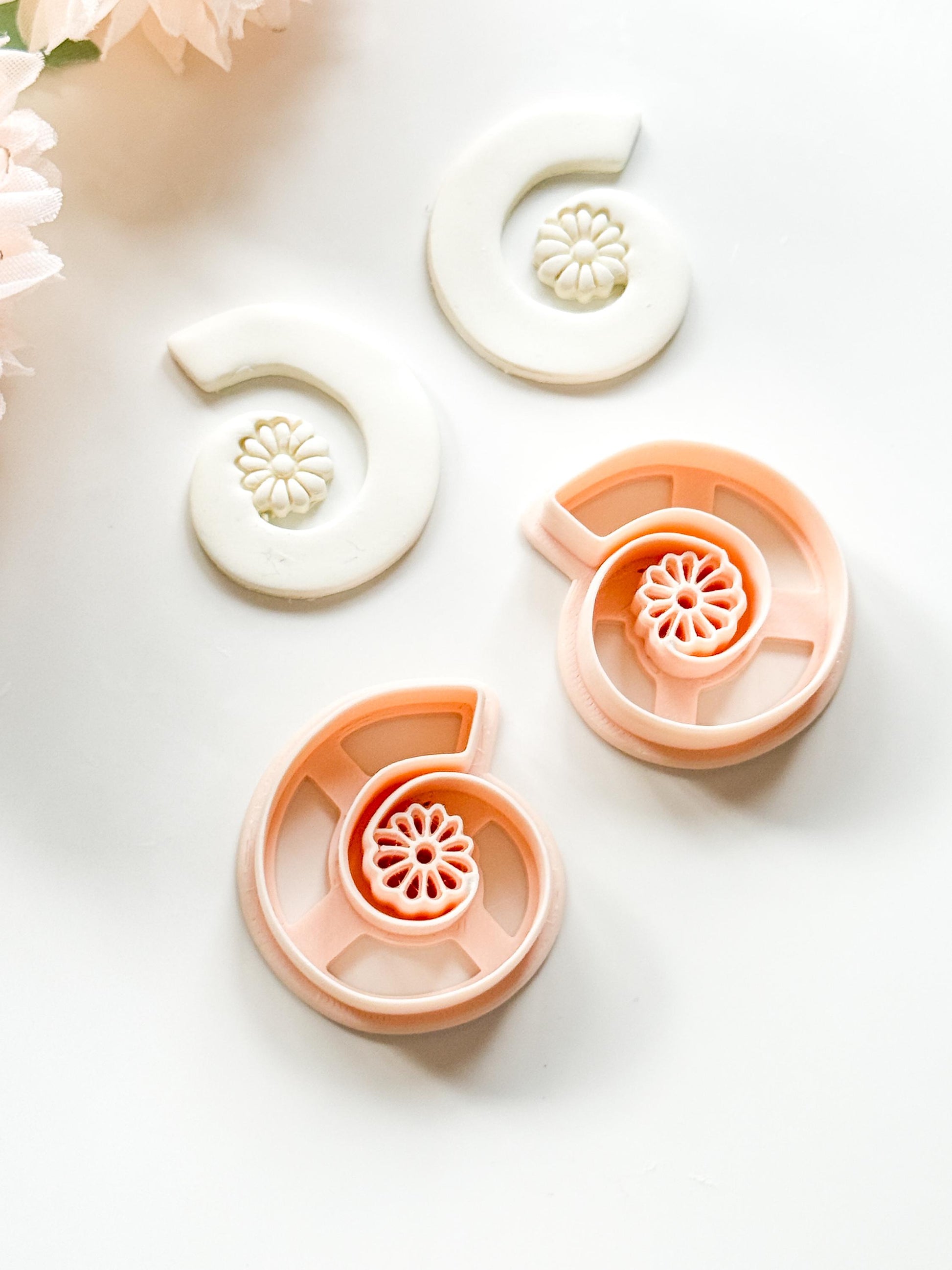 Flora Spiral Polymer Clay Cutter: Embossing Flower Swirl Jewelry Making Tool