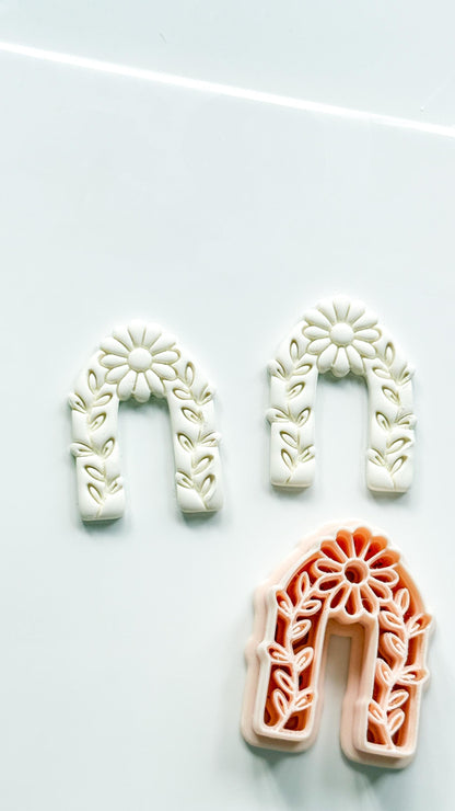 Laurel Lila Arch Polymer Clay Cutter: Embossing Floral Vine Jewelry Tool