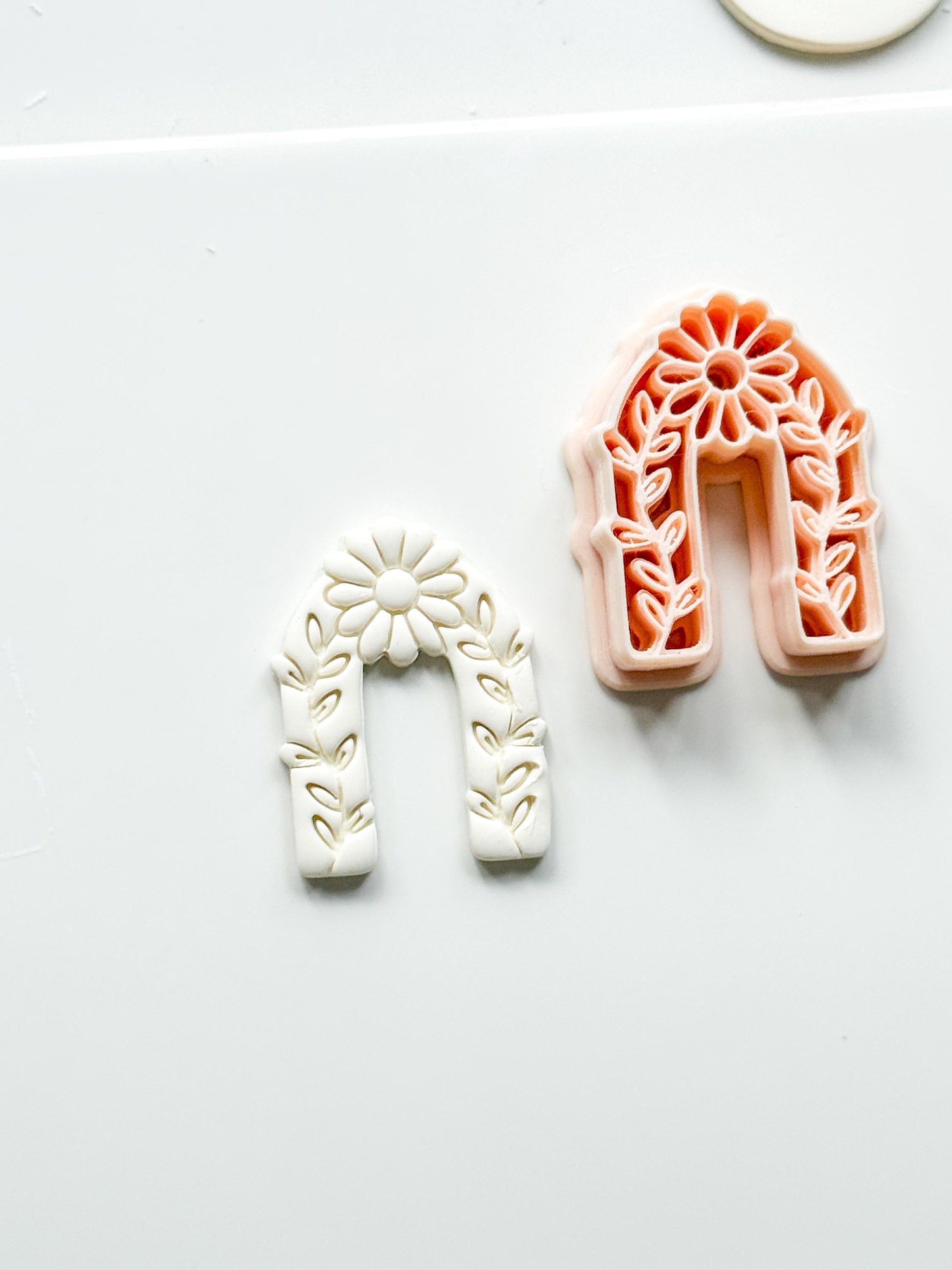 Laurel Lila Arch Polymer Clay Cutter: Embossing Floral Vine Jewelry Tool