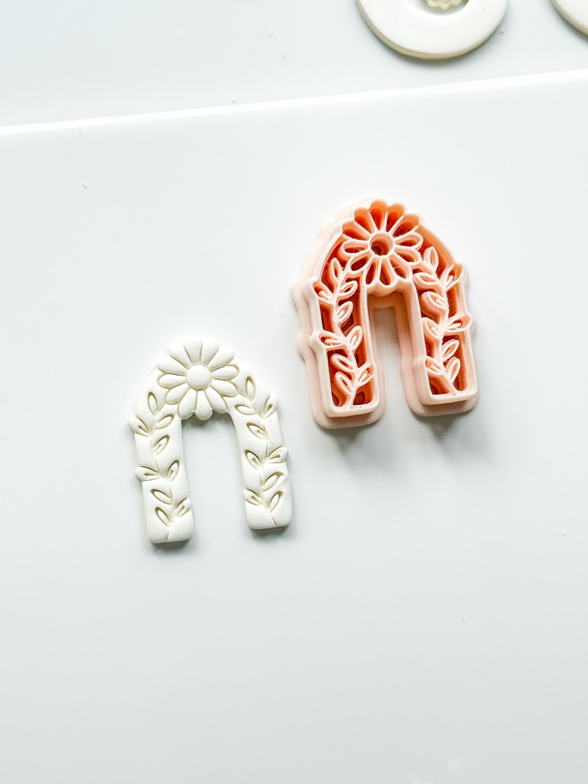 Laurel Lila Arch Polymer Clay Cutter: Embossing Floral Vine Jewelry Tool