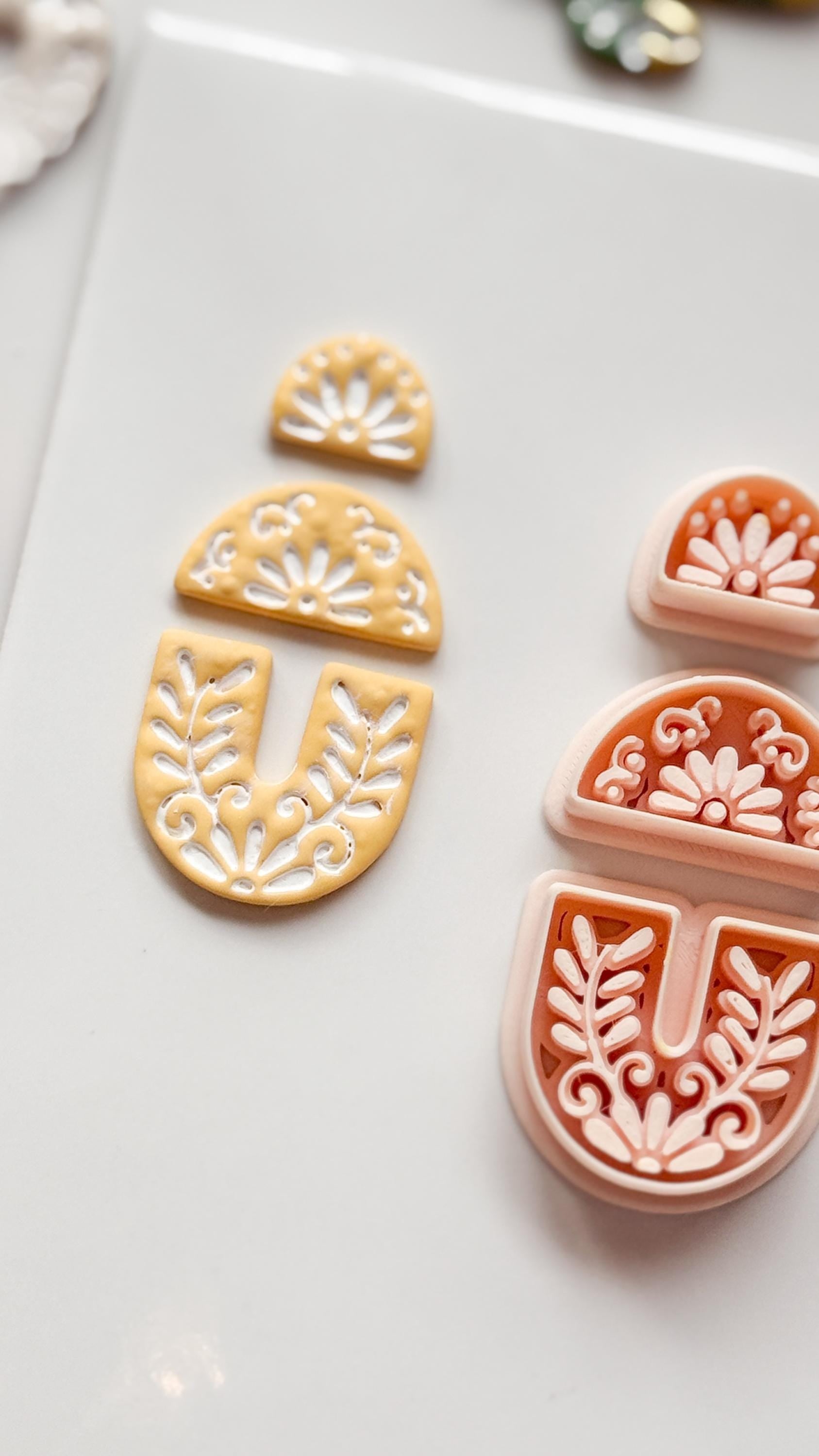 Jardín Puebla Clay Cutter Set: Floral Arch and Half Circle for Polymer Clay